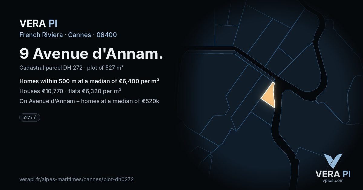 9 Avenue d'Annam, Cannes at night – the plot lit, the parcels around coloured by the prices near them