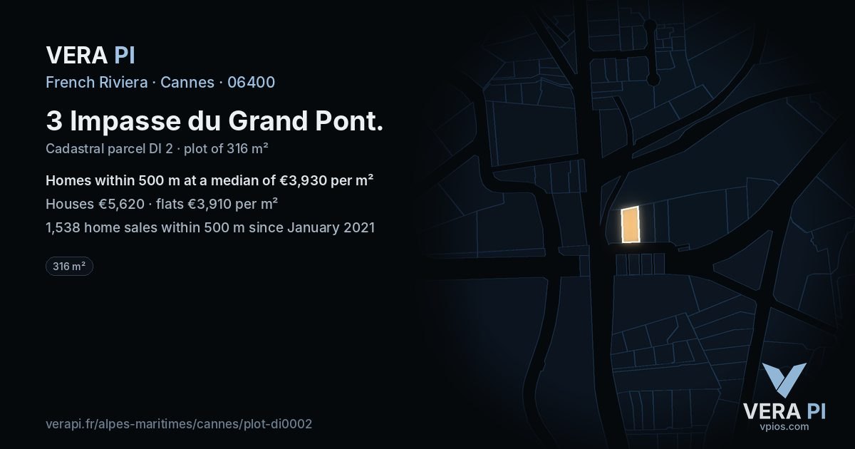 3 Impasse du Grand Pont, Cannes at night – the plot lit, the parcels around coloured by the prices near them