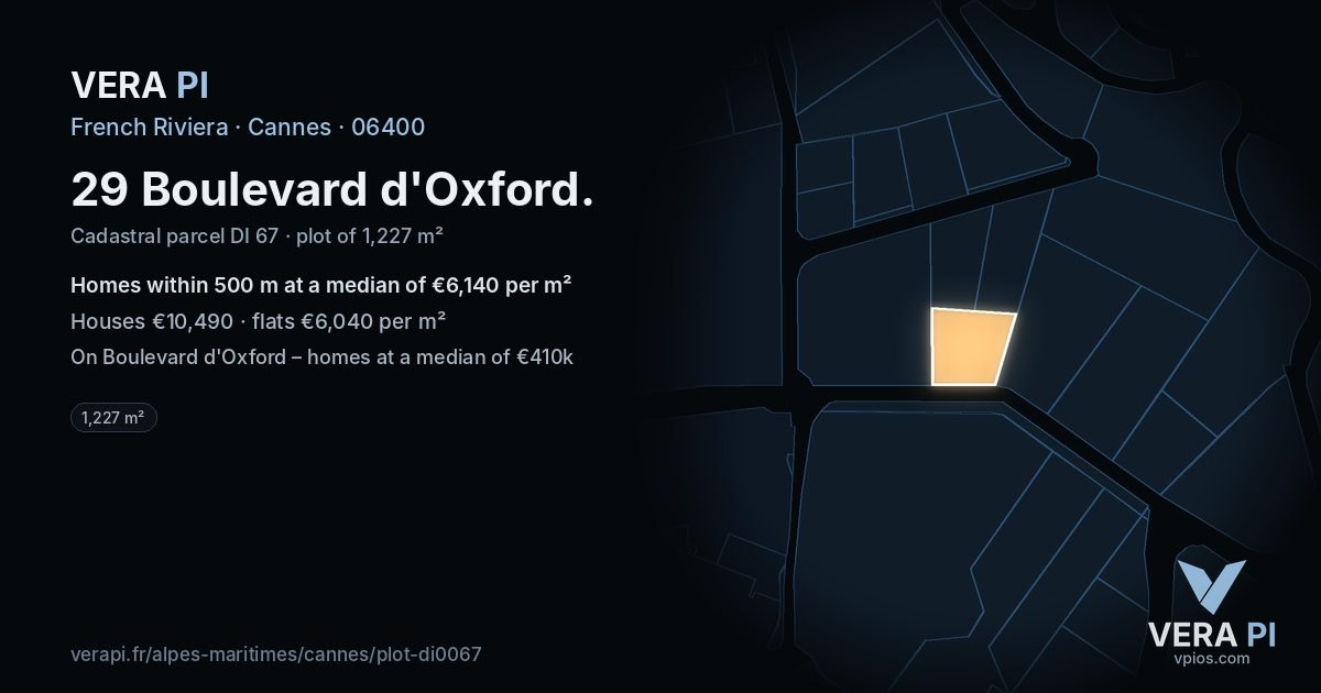 29 Boulevard d'Oxford, Cannes at night – the plot lit, the parcels around coloured by the prices near them