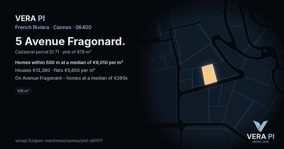 5 Avenue Fragonard, Cannes at night – the plot lit, the parcels around coloured by the prices near them