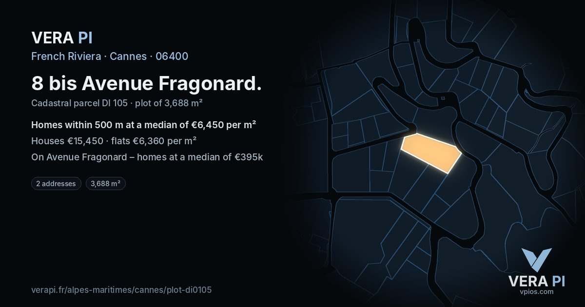 8 bis Avenue Fragonard, Cannes at night – the plot lit, the parcels around coloured by the prices near them