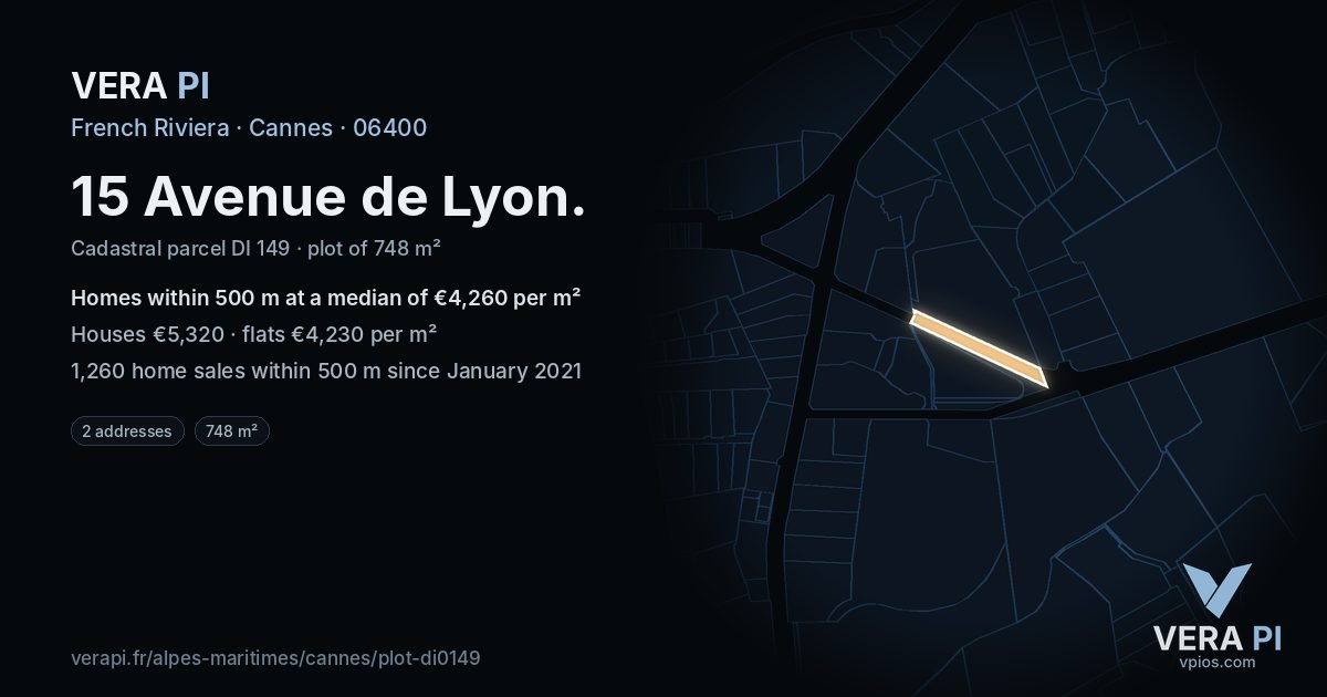 15 Avenue de Lyon, Cannes at night – the plot lit, the parcels around coloured by the prices near them