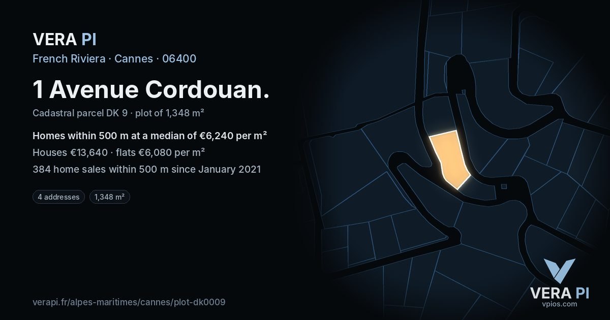 1 Avenue Cordouan, Cannes at night – the plot lit, the parcels around coloured by the prices near them