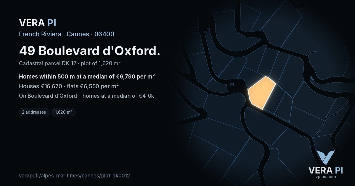 49 Boulevard d'Oxford, Cannes at night – the plot lit, the parcels around coloured by the prices near them