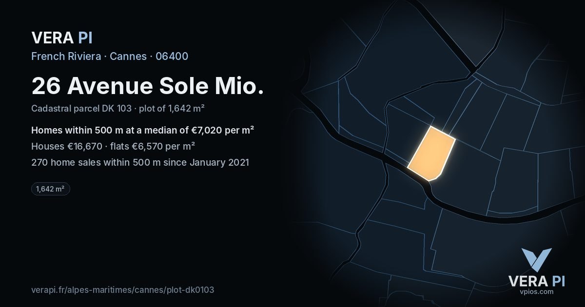 26 Avenue Sole Mio, Cannes at night – the plot lit, the parcels around coloured by the prices near them