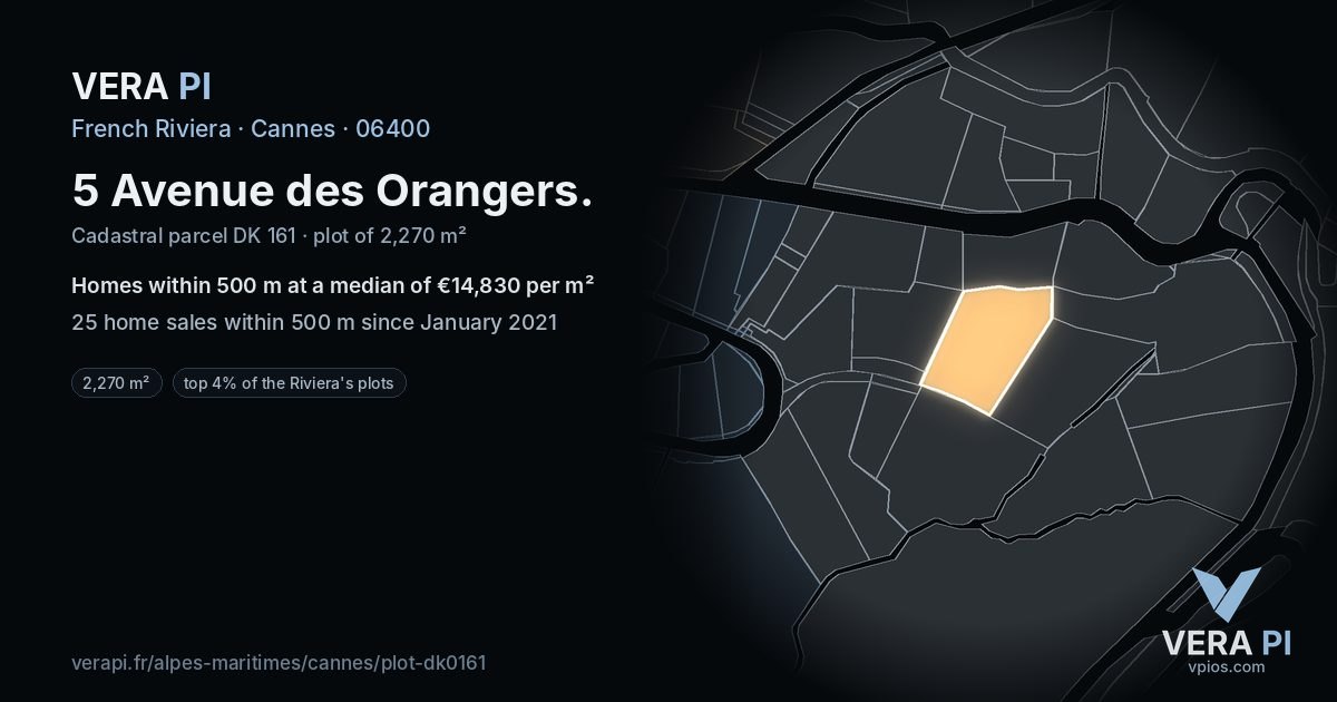 5 Avenue des Orangers, Cannes at night – the plot lit, the parcels around coloured by the prices near them