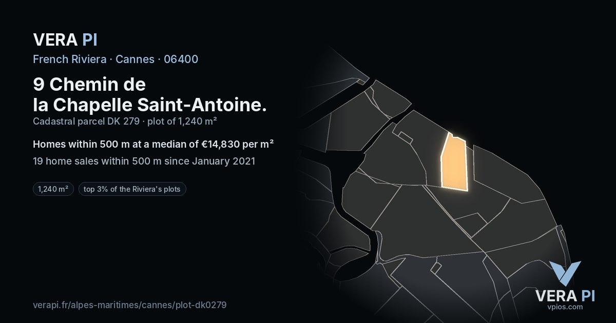 9 Chemin de la Chapelle Saint-Antoine, Cannes at night – the plot lit, the parcels around coloured by the prices near them