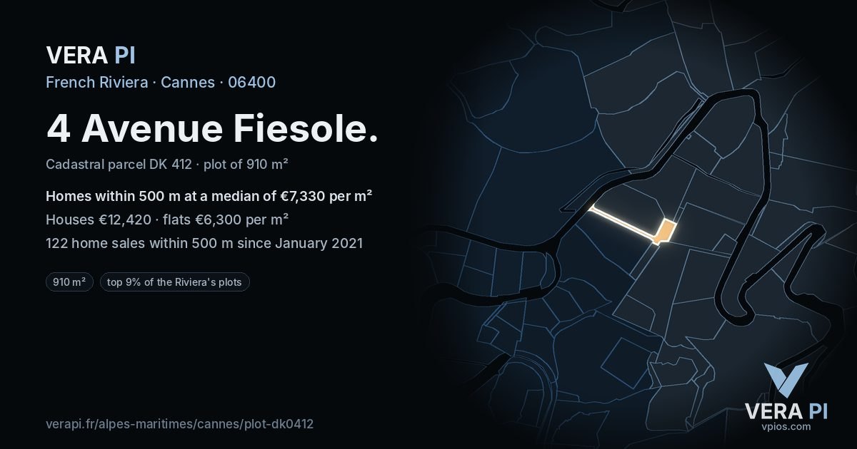 4 Avenue Fiesole, Cannes at night – the plot lit, the parcels around coloured by the prices near them