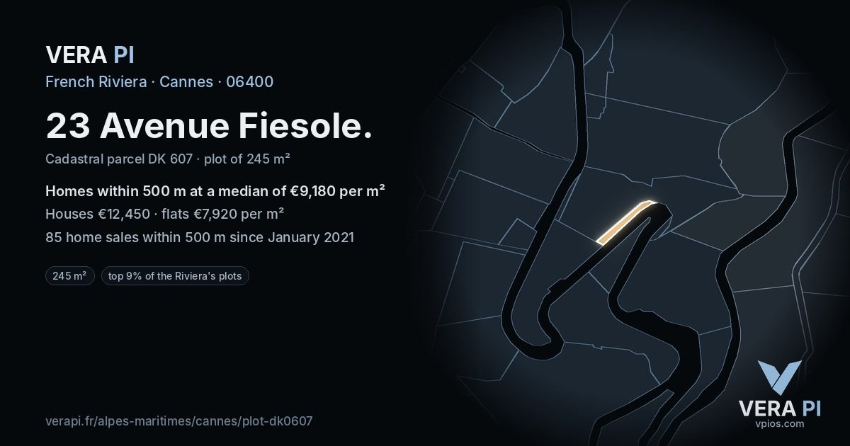 23 Avenue Fiesole, Cannes at night – the plot lit, the parcels around coloured by the prices near them