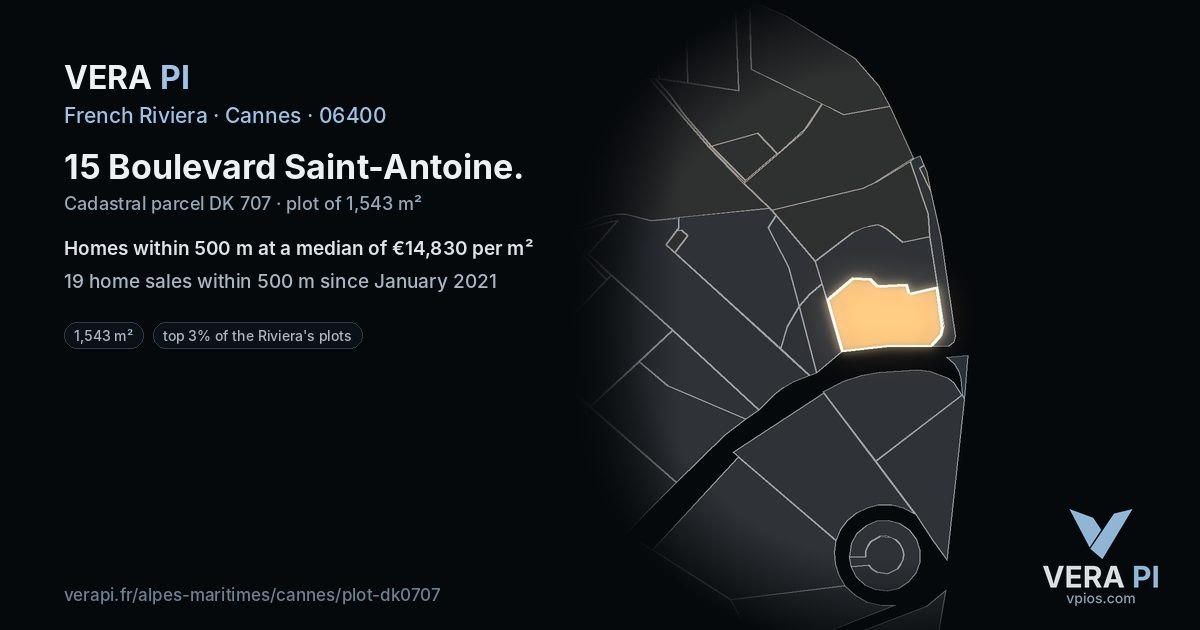15 Boulevard Saint-Antoine, Cannes at night – the plot lit, the parcels around coloured by the prices near them