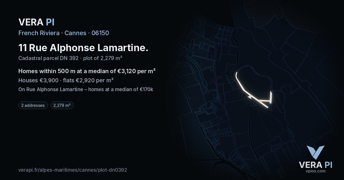 11 Rue Alphonse Lamartine, Cannes at night – the plot lit, the parcels around coloured by the prices near them