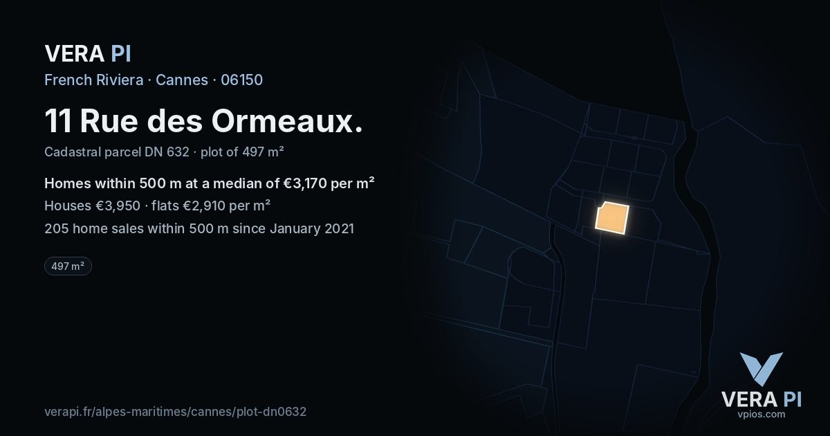 11 Rue des Ormeaux, Cannes at night – the plot lit, the parcels around coloured by the prices near them