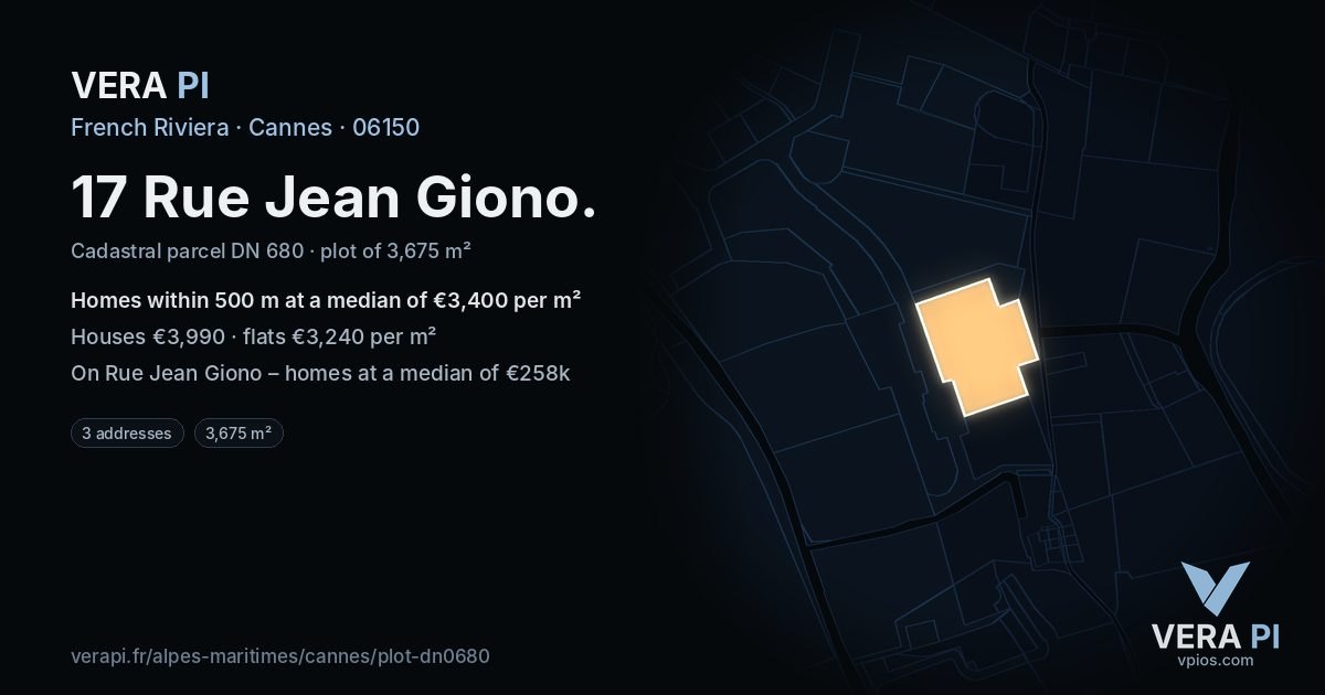 17 Rue Jean Giono, Cannes at night – the plot lit, the parcels around coloured by the prices near them