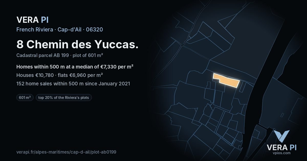 8 Chemin des Yuccas, Cap-d'Ail at night – the plot lit, the parcels around coloured by the prices near them