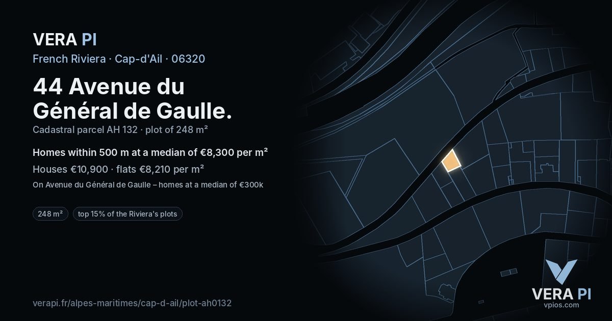44 Avenue du Général de Gaulle, Cap-d'Ail at night – the plot lit, the parcels around coloured by the prices near them