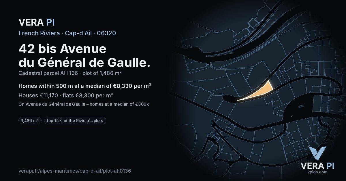 42 bis Avenue du Général de Gaulle, Cap-d'Ail at night – the plot lit, the parcels around coloured by the prices near them