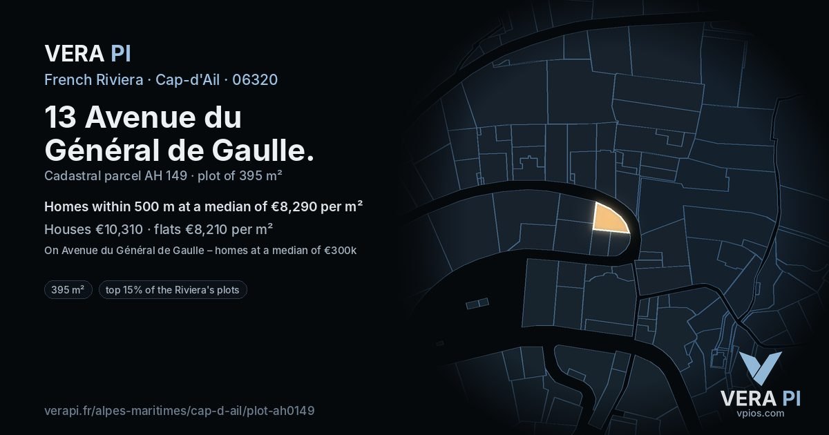 13 Avenue du Général de Gaulle, Cap-d'Ail at night – the plot lit, the parcels around coloured by the prices near them