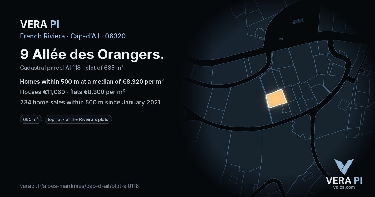 9 Allée des Orangers, Cap-d'Ail at night – the plot lit, the parcels around coloured by the prices near them