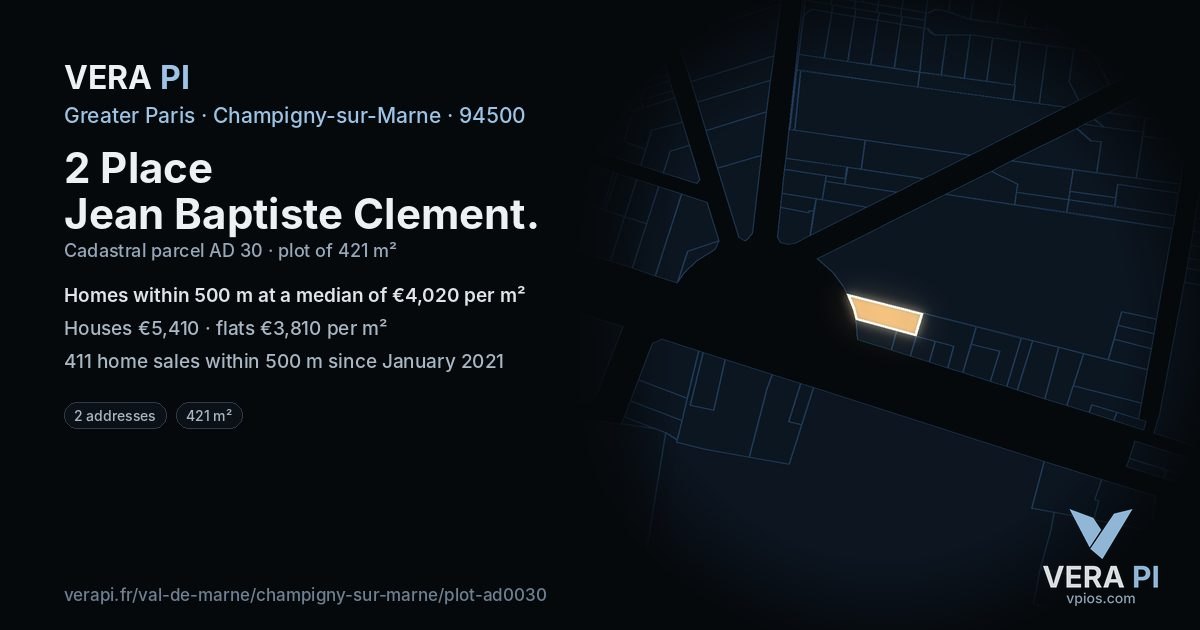 2 Place Jean Baptiste Clement, Champigny-sur-Marne at night – the plot lit, the parcels around coloured by the prices near them