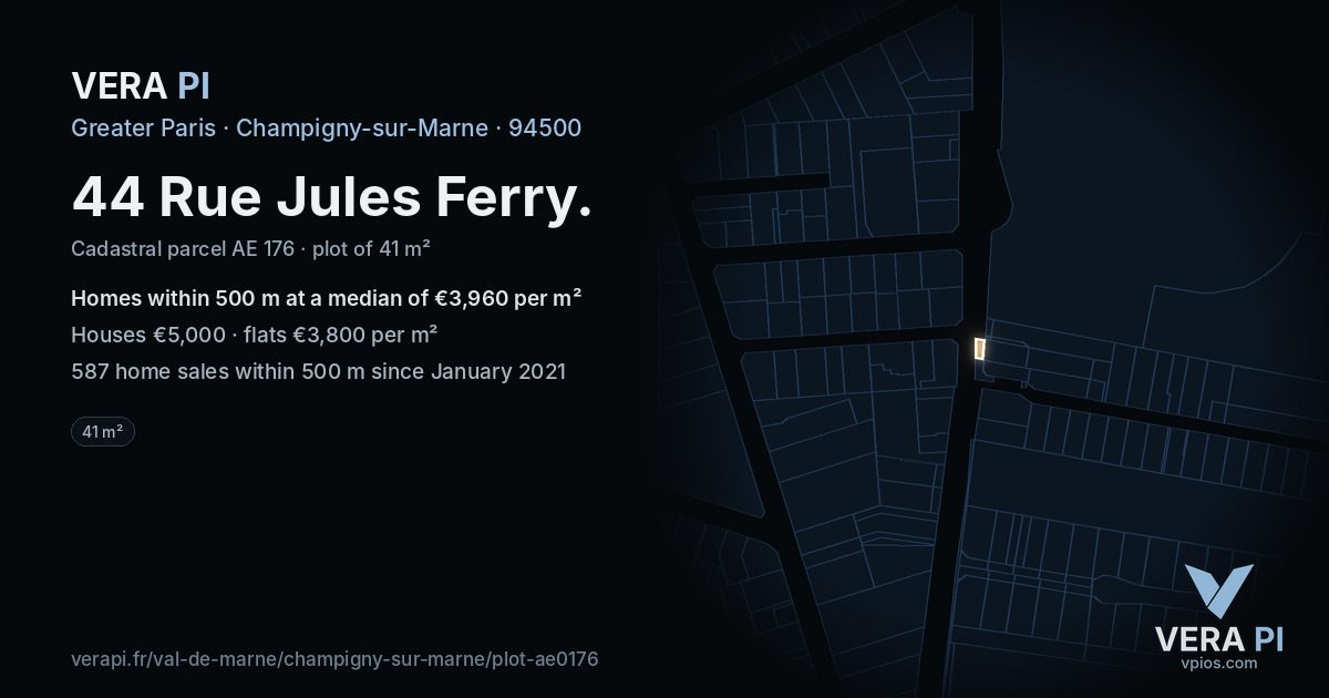44 Rue Jules Ferry, Champigny-sur-Marne at night – the plot lit, the parcels around coloured by the prices near them