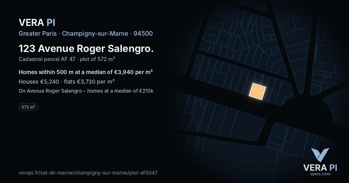 123 Avenue Roger Salengro, Champigny-sur-Marne at night – the plot lit, the parcels around coloured by the prices near them