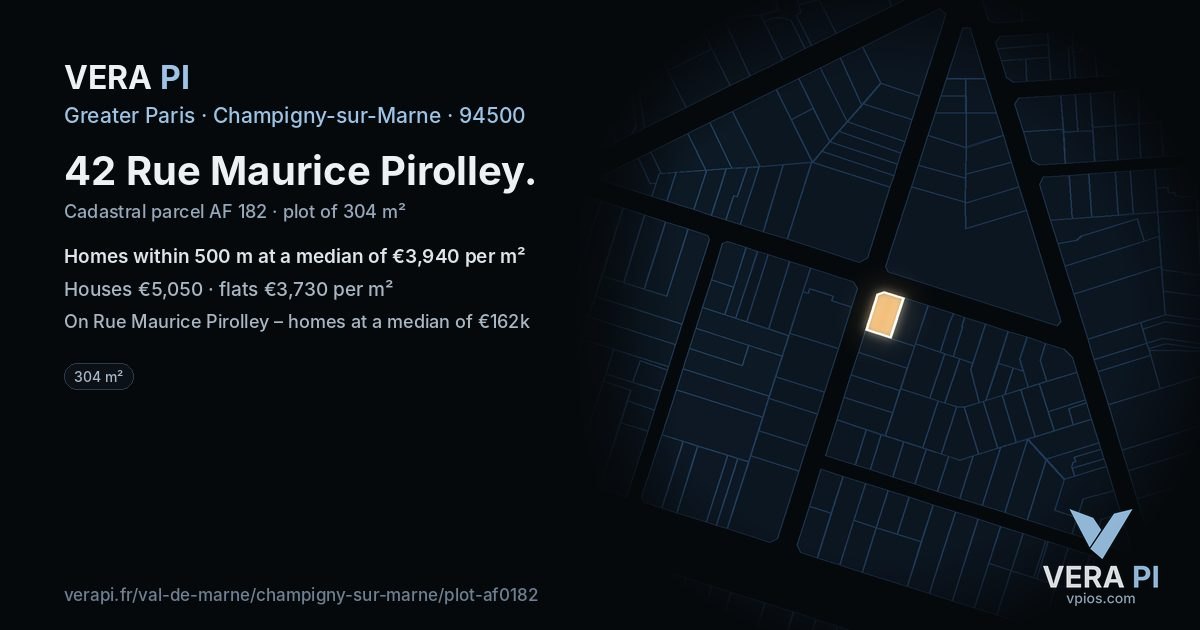 42 Rue Maurice Pirolley, Champigny-sur-Marne at night – the plot lit, the parcels around coloured by the prices near them