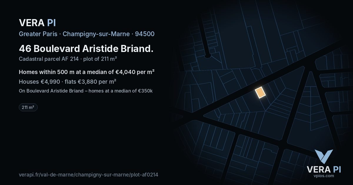 46 Boulevard Aristide Briand, Champigny-sur-Marne at night – the plot lit, the parcels around coloured by the prices near them