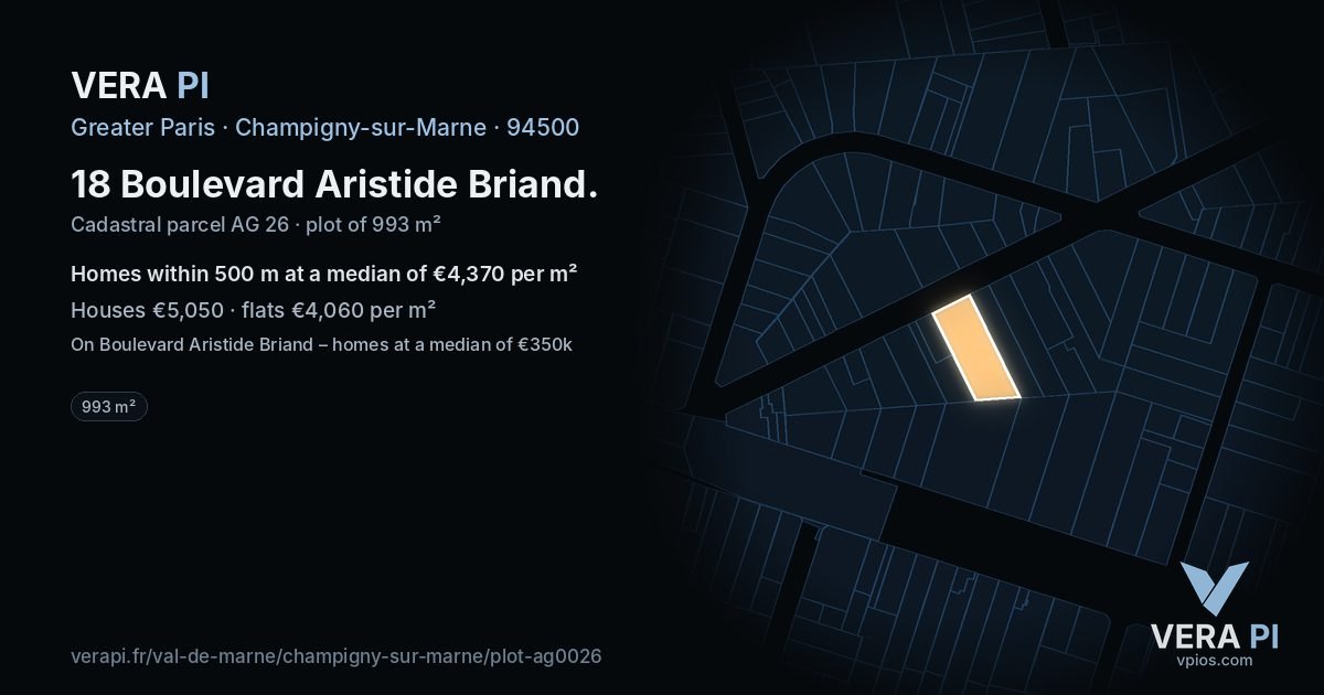 18 Boulevard Aristide Briand, Champigny-sur-Marne at night – the plot lit, the parcels around coloured by the prices near them