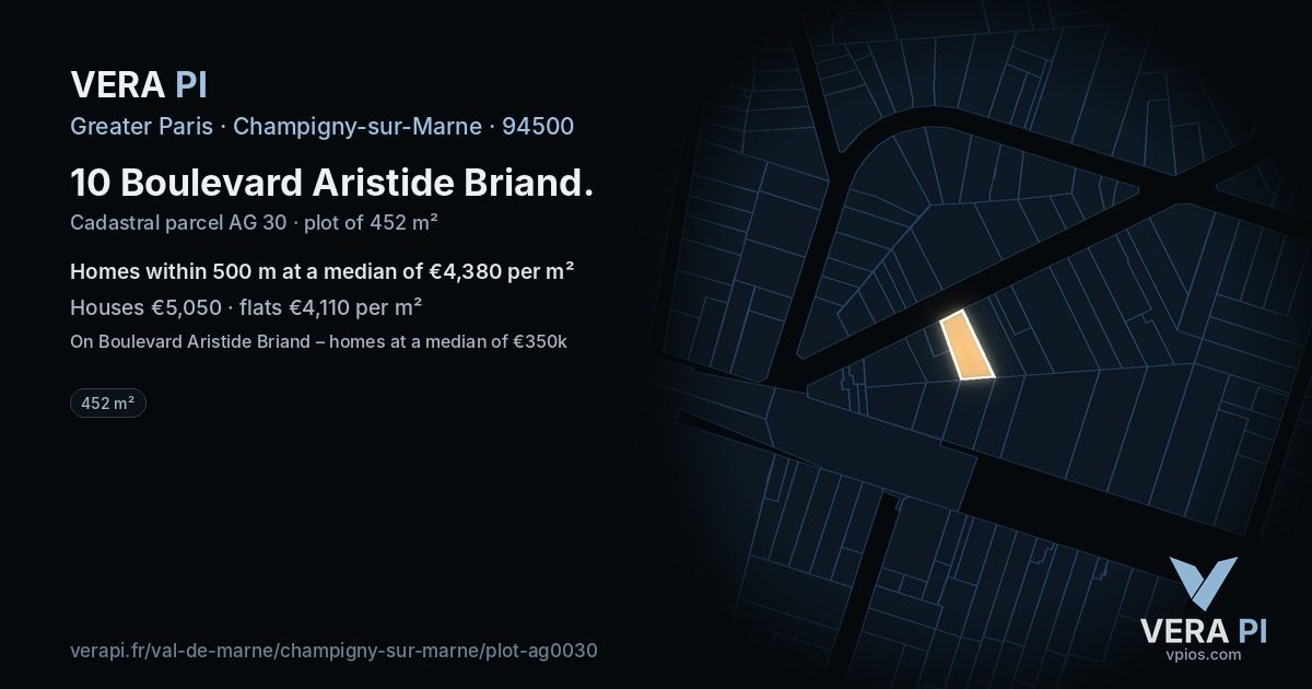 10 Boulevard Aristide Briand, Champigny-sur-Marne at night – the plot lit, the parcels around coloured by the prices near them