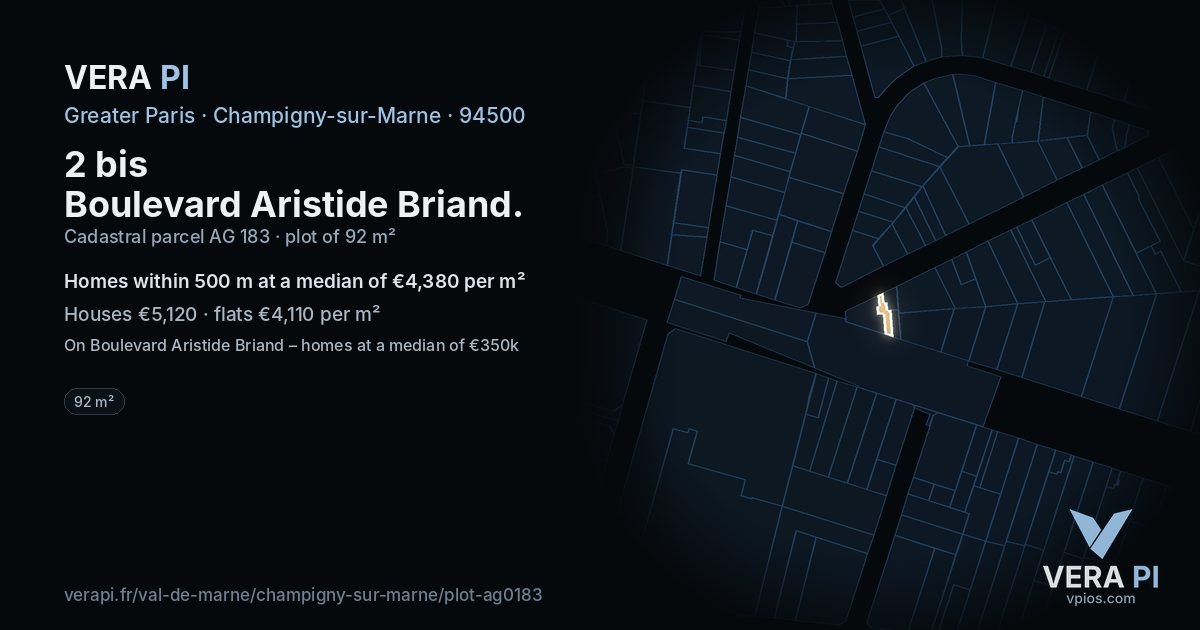 2 bis Boulevard Aristide Briand, Champigny-sur-Marne at night – the plot lit, the parcels around coloured by the prices near them
