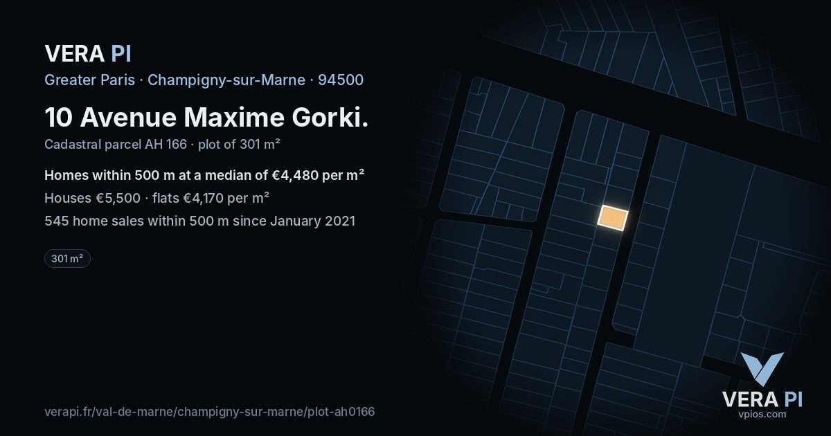 10 Avenue Maxime Gorki, Champigny-sur-Marne at night – the plot lit, the parcels around coloured by the prices near them