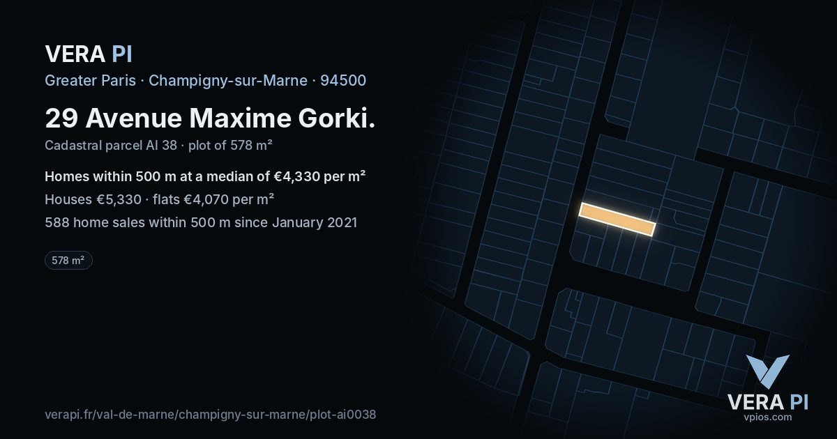 29 Avenue Maxime Gorki, Champigny-sur-Marne at night – the plot lit, the parcels around coloured by the prices near them