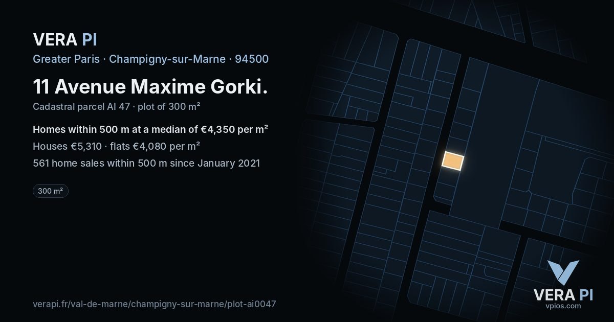 11 Avenue Maxime Gorki, Champigny-sur-Marne at night – the plot lit, the parcels around coloured by the prices near them