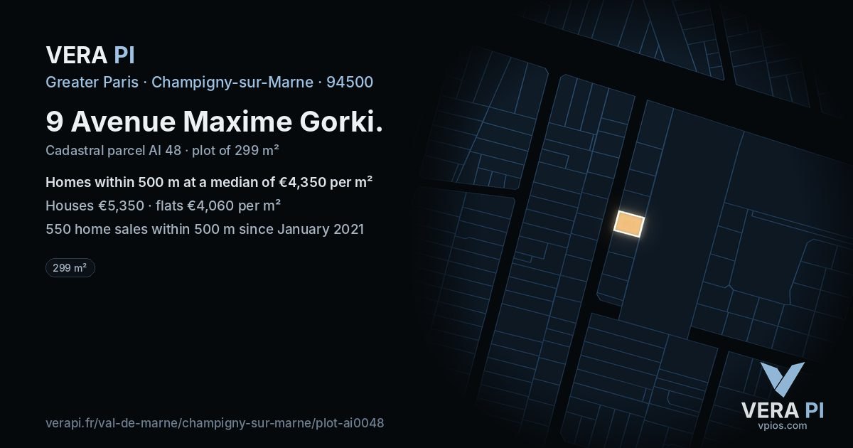 9 Avenue Maxime Gorki, Champigny-sur-Marne at night – the plot lit, the parcels around coloured by the prices near them