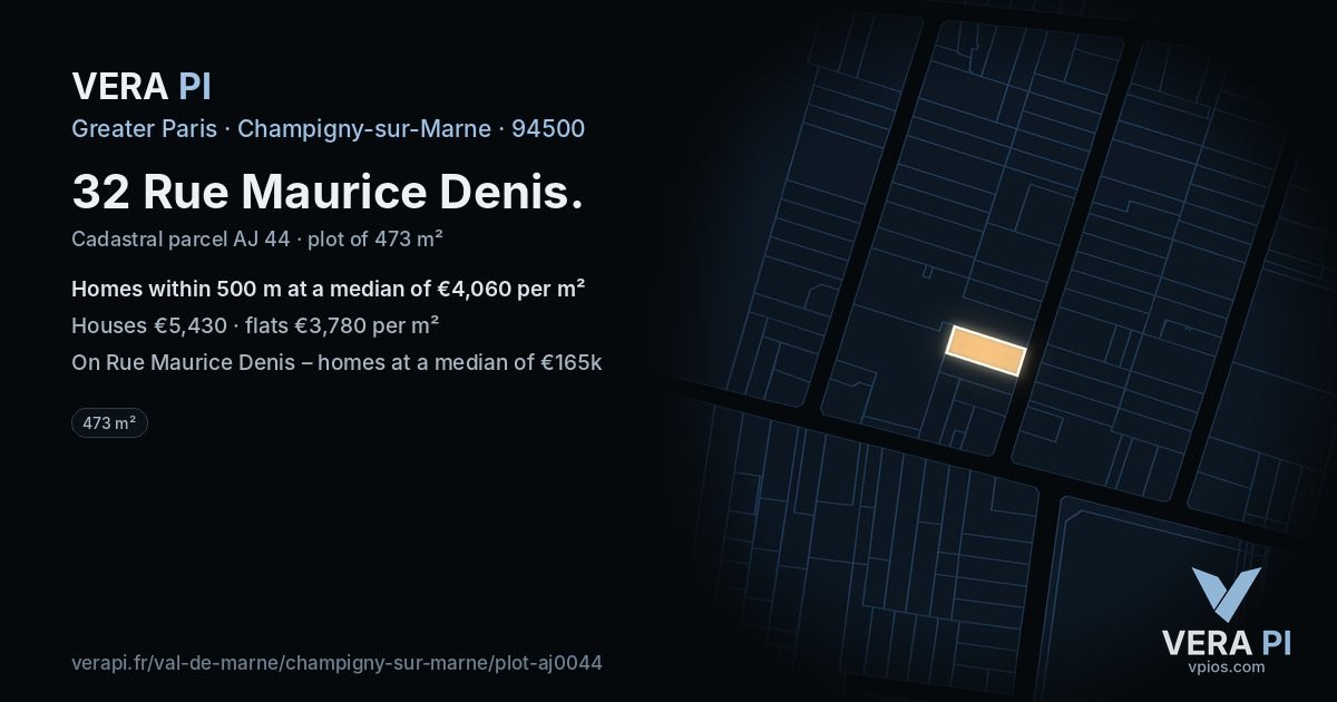 32 Rue Maurice Denis, Champigny-sur-Marne at night – the plot lit, the parcels around coloured by the prices near them