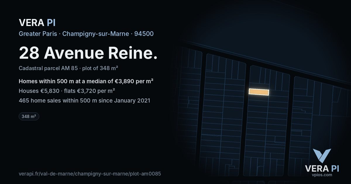 28 Avenue Reine, Champigny-sur-Marne at night – the plot lit, the parcels around coloured by the prices near them