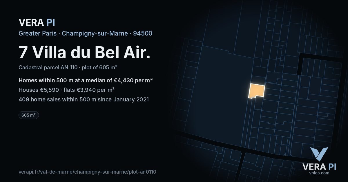 7 Villa du Bel Air, Champigny-sur-Marne at night – the plot lit, the parcels around coloured by the prices near them
