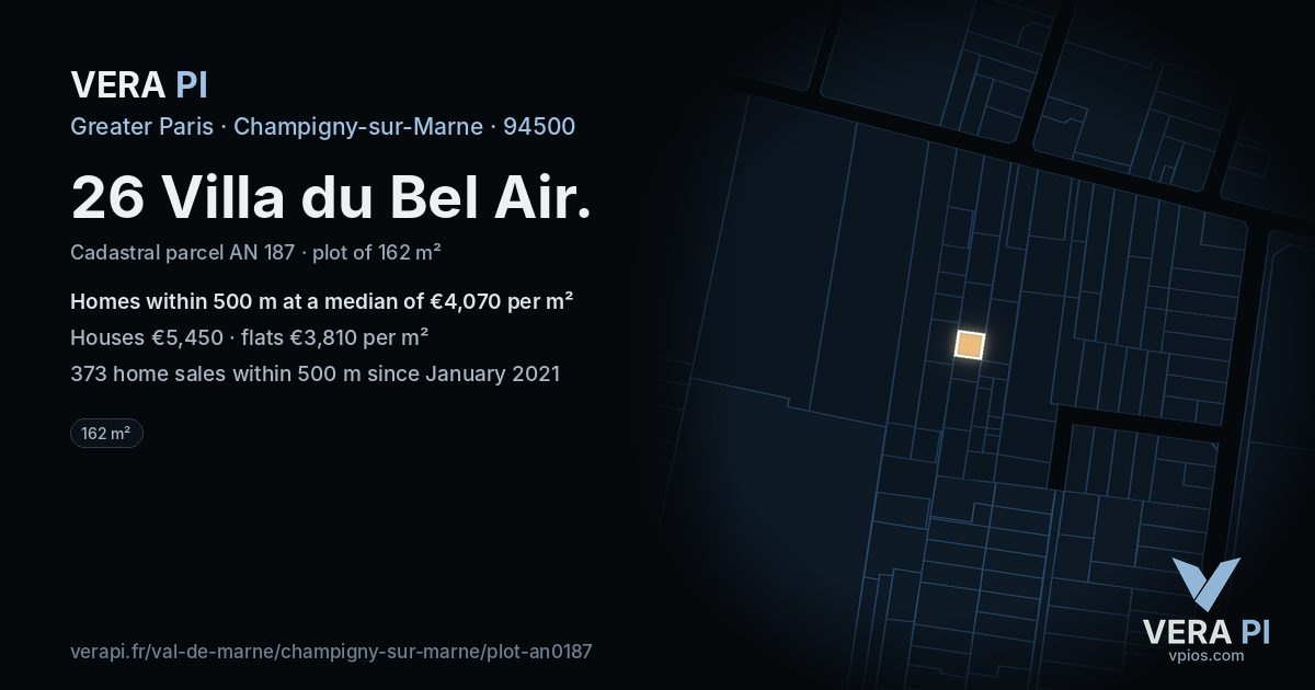 26 Villa du Bel Air, Champigny-sur-Marne at night – the plot lit, the parcels around coloured by the prices near them