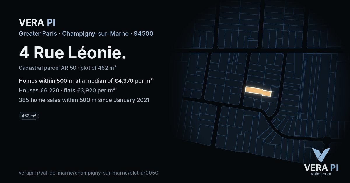 4 Rue Léonie, Champigny-sur-Marne at night – the plot lit, the parcels around coloured by the prices near them