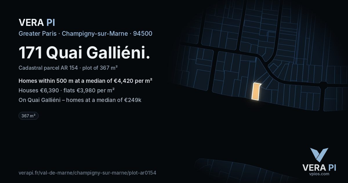 171 Quai Galliéni, Champigny-sur-Marne at night – the plot lit, the parcels around coloured by the prices near them