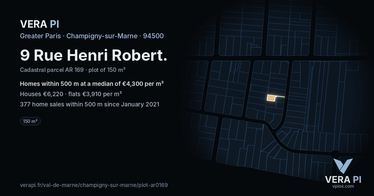 9 Rue Henri Robert, Champigny-sur-Marne at night – the plot lit, the parcels around coloured by the prices near them