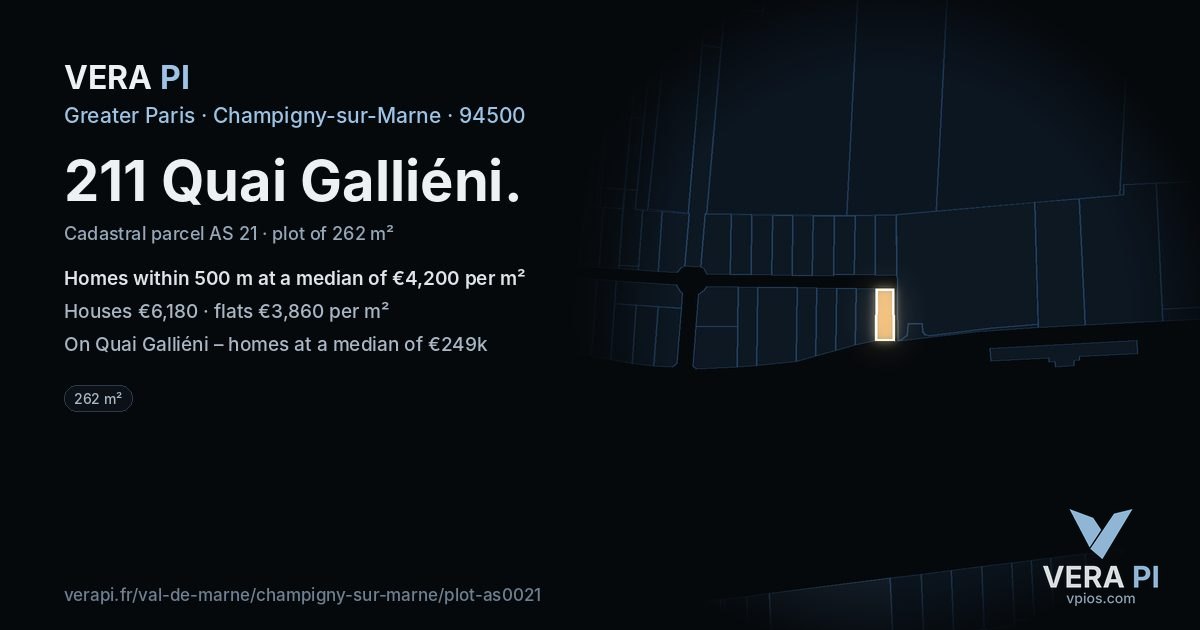 211 Quai Galliéni, Champigny-sur-Marne at night – the plot lit, the parcels around coloured by the prices near them