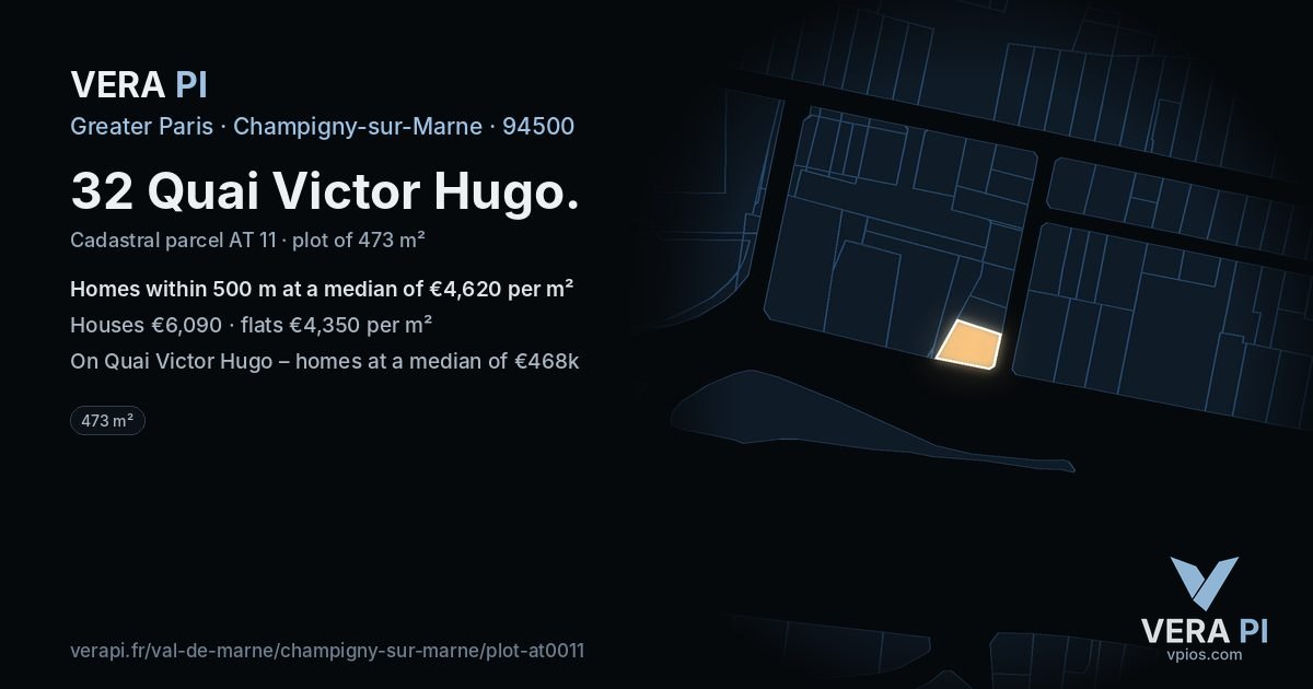 32 Quai Victor Hugo, Champigny-sur-Marne at night – the plot lit, the parcels around coloured by the prices near them