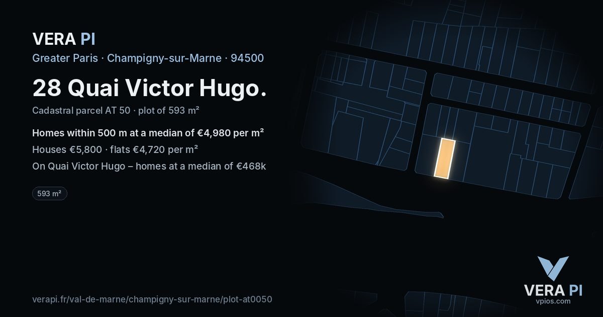 28 Quai Victor Hugo, Champigny-sur-Marne at night – the plot lit, the parcels around coloured by the prices near them