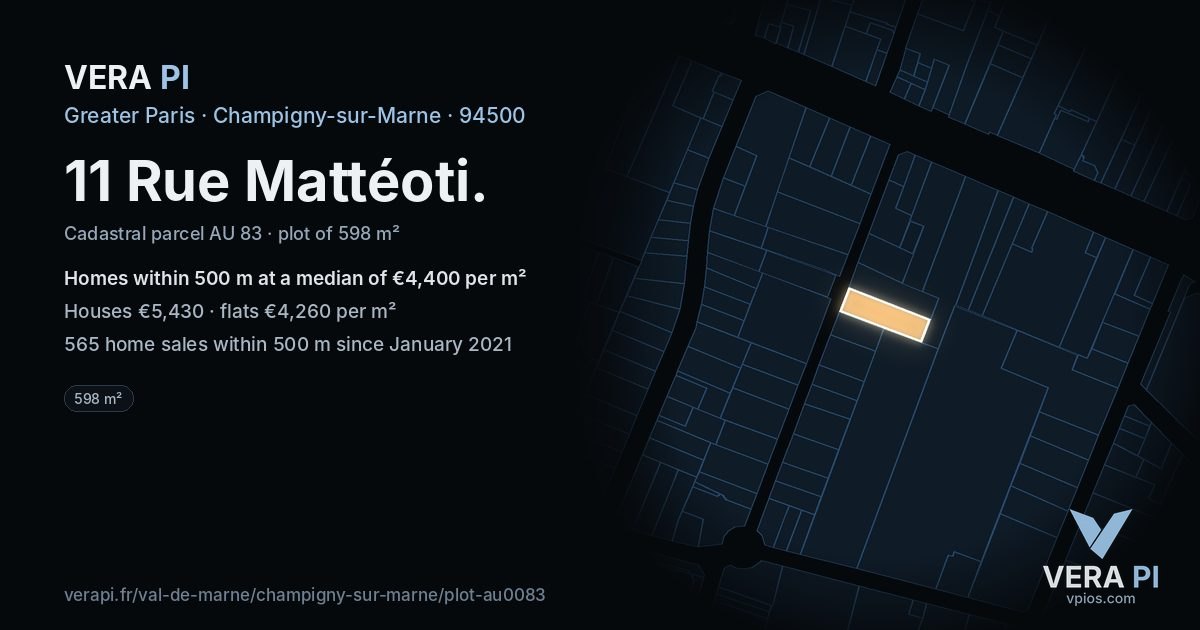 11 Rue Mattéoti, Champigny-sur-Marne at night – the plot lit, the parcels around coloured by the prices near them