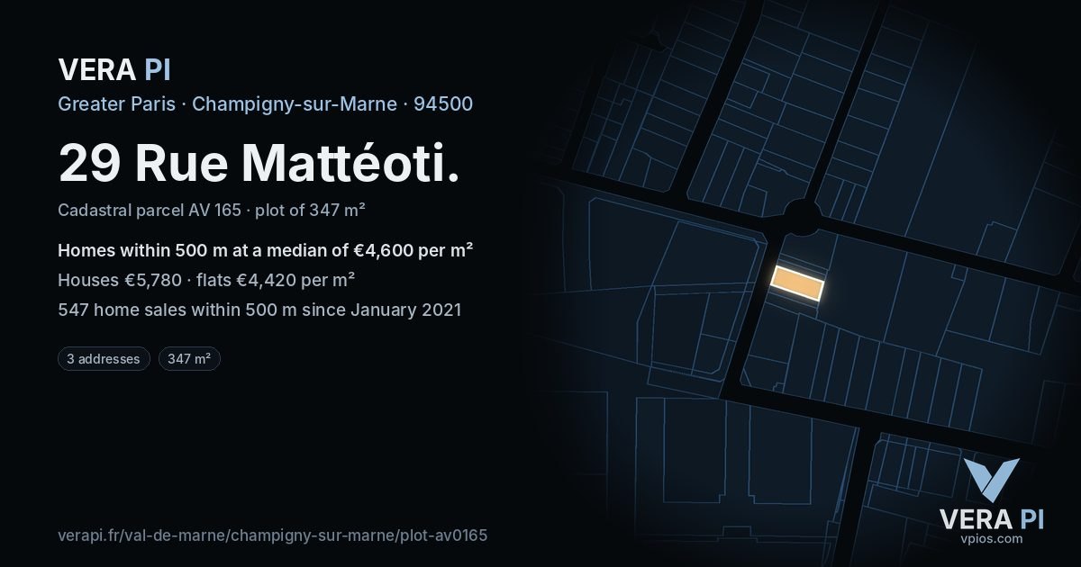 29 Rue Mattéoti, Champigny-sur-Marne at night – the plot lit, the parcels around coloured by the prices near them