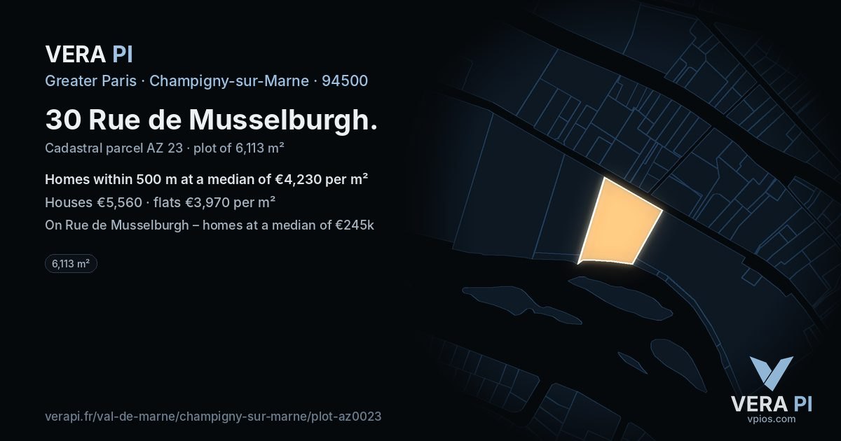 30 Rue de Musselburgh, Champigny-sur-Marne at night – the plot lit, the parcels around coloured by the prices near them