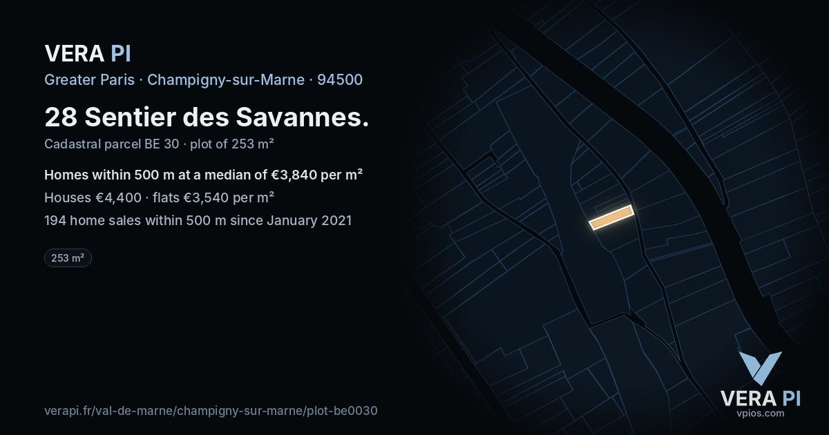 28 Sentier des Savannes, Champigny-sur-Marne at night – the plot lit, the parcels around coloured by the prices near them