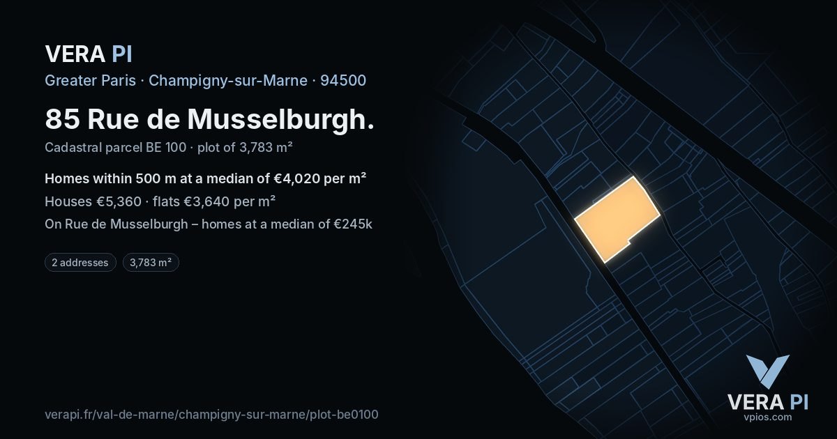 85 Rue de Musselburgh, Champigny-sur-Marne at night – the plot lit, the parcels around coloured by the prices near them