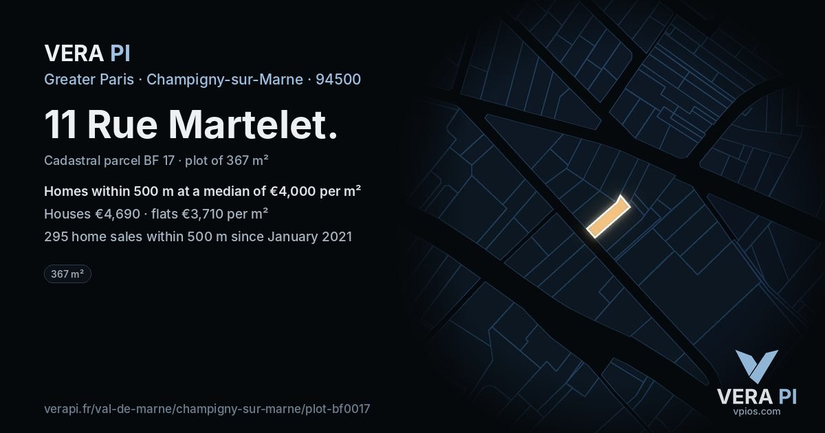 11 Rue Martelet, Champigny-sur-Marne at night – the plot lit, the parcels around coloured by the prices near them